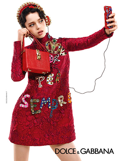 dolce-and-gabbana-winter-2016-women-advertising-campaign-09-zoom